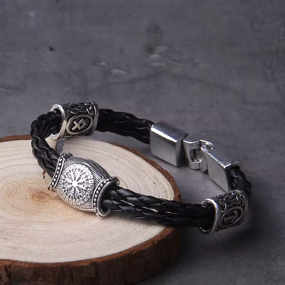 Ateloriac Bracelet: Northern Compass
