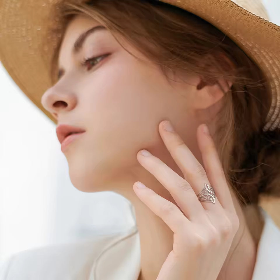 Ateloraic Ring: Knot of Power