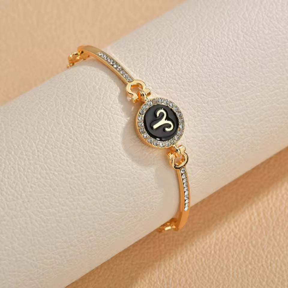 Ateloriac Bracelet: Star Chic