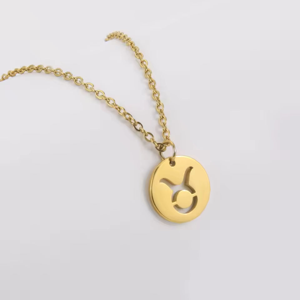 Ateloriac Pendant: Star Silhouette