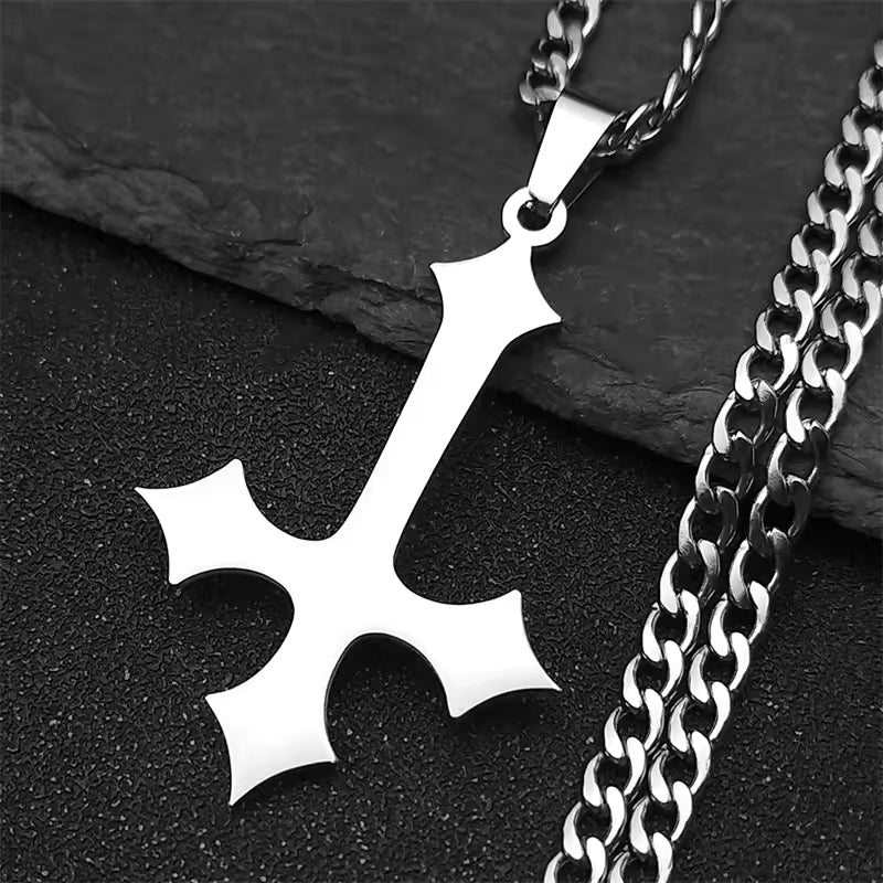 Ateloriac Pendant: Symbol of Rebellion