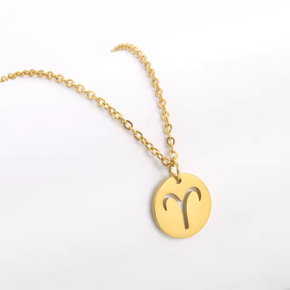 Ateloriac Pendant: Star Silhouette