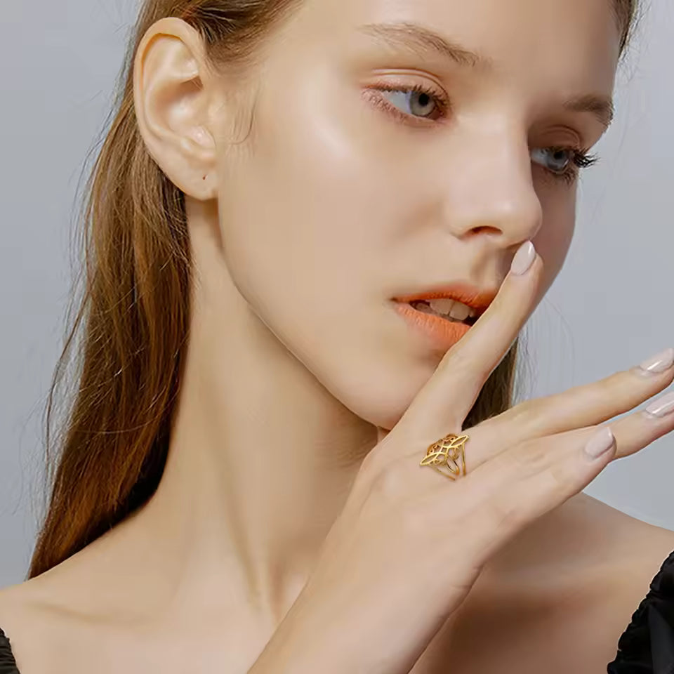 Ateloraic Ring: Knot of Power